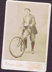 Everything Bicycles - : c.1897 GENT WITH SAFETY-Right foot on left pedal, Harper & Co Studio (Branches in Washington D.C., VA, GA, SC & DEL): Photographs-Antique Collectables (tin, glass, paper)