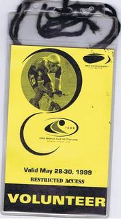 Everything Bicycles - : 1999 UCI WORLD CUP OF CYCLING - Track Badge-VOLUNTEER: Programs, Posters, Adverts & Memorabilia for Racing & Touring Events